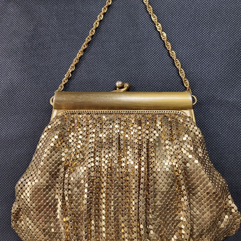Vintage Whiting and Davis mesh bag with change purse little wear